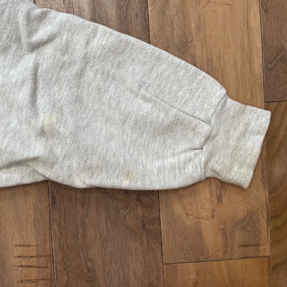 Alpha Kappa Lambda Sweatshirt with Sewn-On Greek Letters - Picture 6 of 11